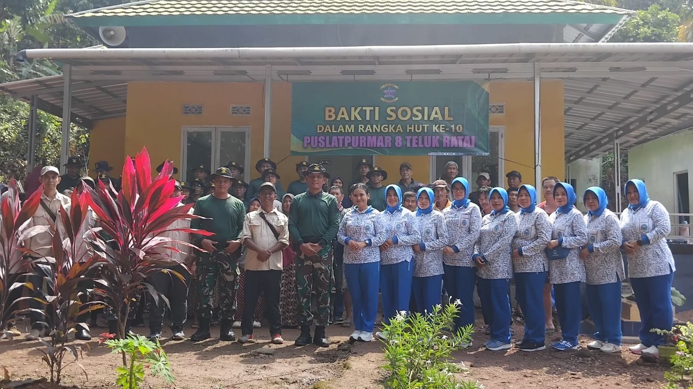 Peringati HUT ke-10, Puslatpurmar-8 Teluk Ratai Gelar Bakti Sosial di Desa Batu Menyan