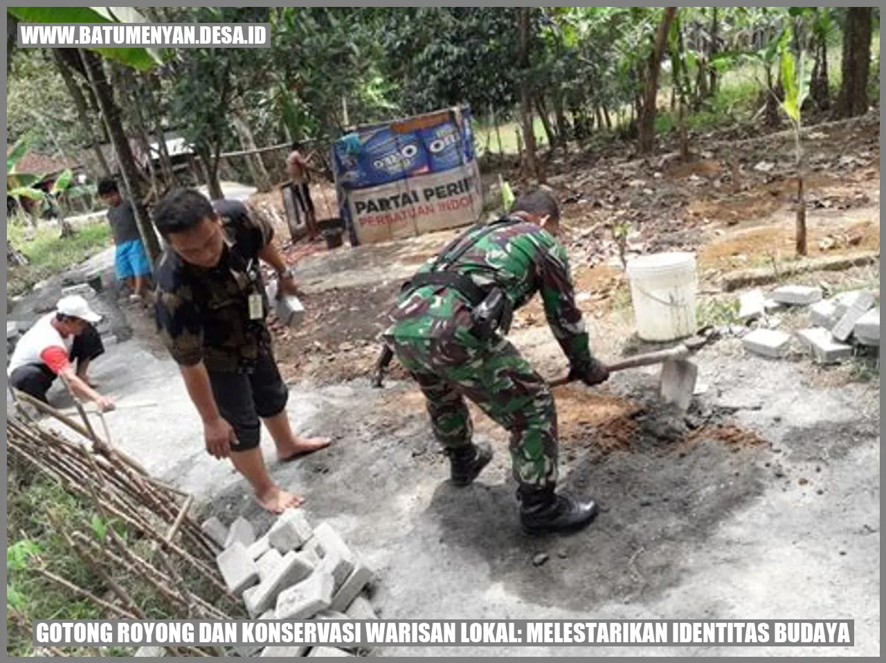 Gotong Royong dan Konservasi Warisan Lokal: Melestarikan Identitas Budaya