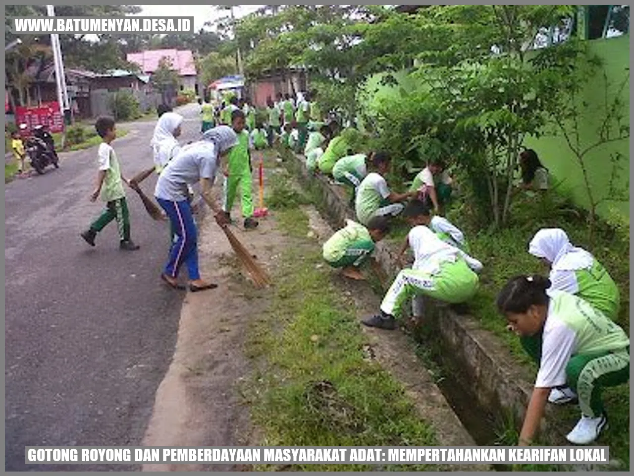 Gotong Royong dan Pemberdayaan Masyarakat Adat: Mempertahankan Kearifan Lokal